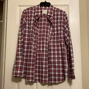 American Eagle long sleeve button down | Reddish plaid